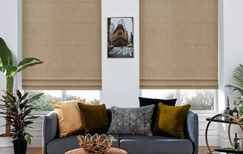 3. 🪶 پرده رومن (Roman Shade)